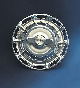 1959-1962 Corvette Hubcap Set with Spinners (Foreign)